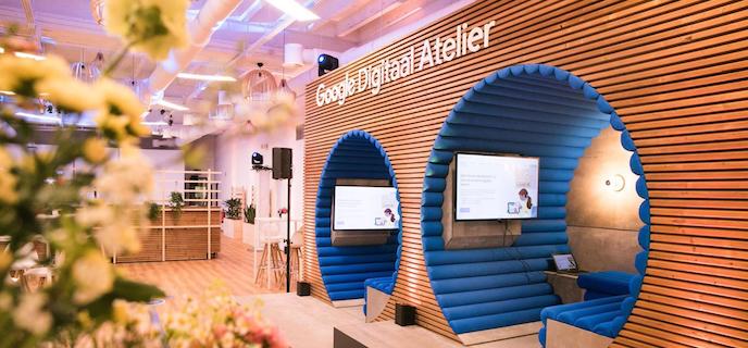 Google Atelier Digital est ravi d'accueillir la Fondation I See pour vous faire découvrir les options d'accessibilité des smartphones, ordinateurs ou montres connectées.